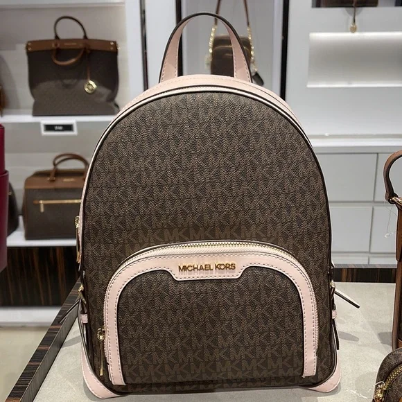 Michael Kors Backpack Bag Jaycee Md Backpack Powder Blush 35S2G8TB2B
Brown - Picture 2 of 16